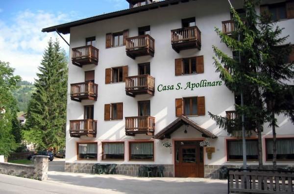 Casa Alpina Sant'Apollinare Hotel Falcade Exterior photo