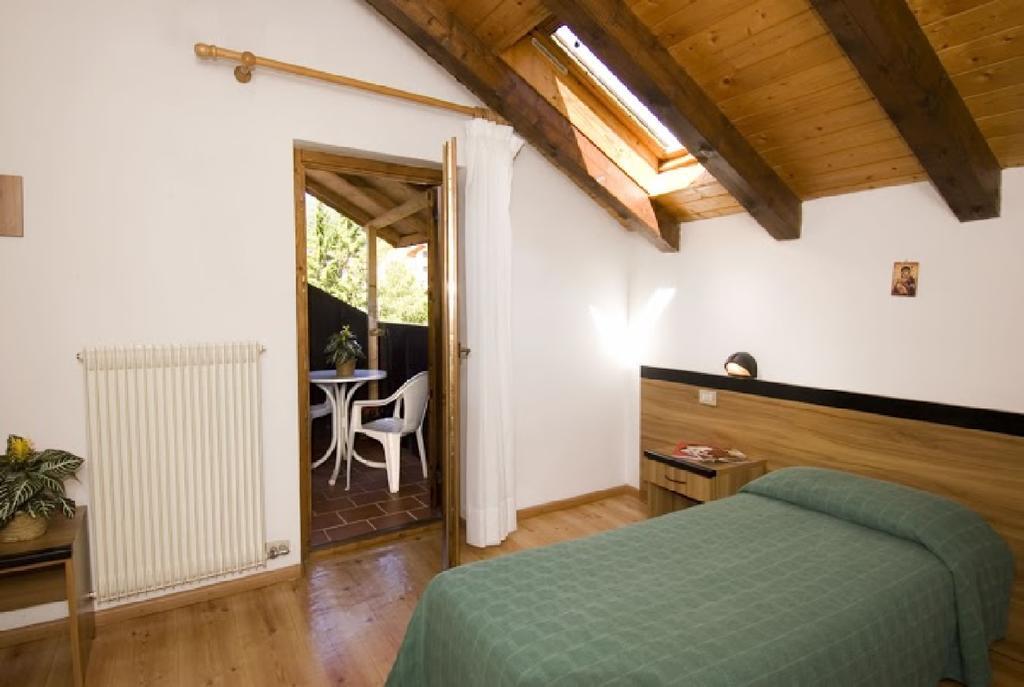 Casa Alpina Sant'Apollinare Hotel Falcade Room photo